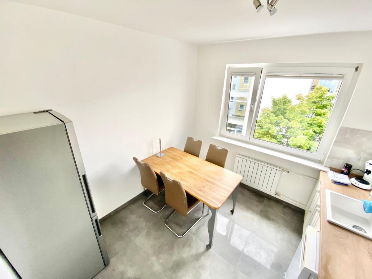 Zentral Gelegene 2 Zi. Wohnung Naehe Innenstadt/Hbf Wolfsburg Exterior photo