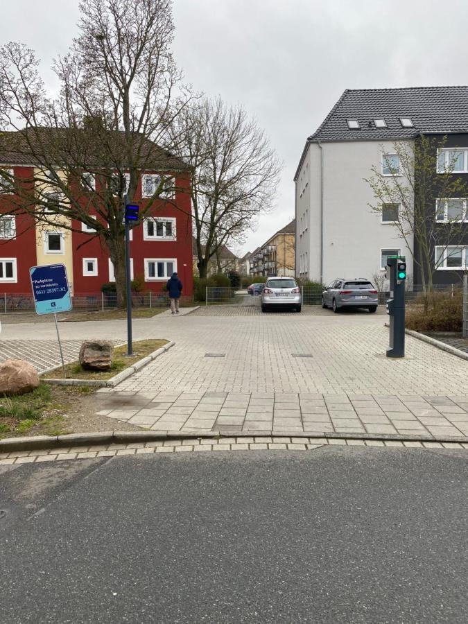 Zentral Gelegene 2 Zi. Wohnung Naehe Innenstadt/Hbf Wolfsburg Exterior photo